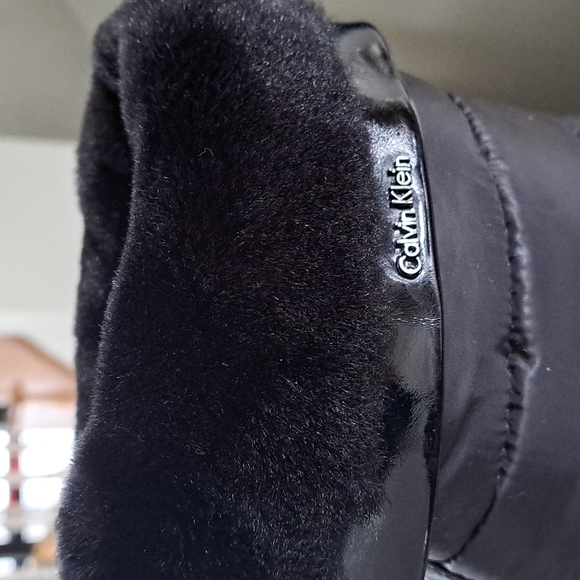 Calvin Klein winter waterproof boots. - Picture 5 of 5